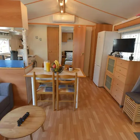 La Tribu Clim, Starlink&proche Plages C' La Vieconciergerie Ferienhaus